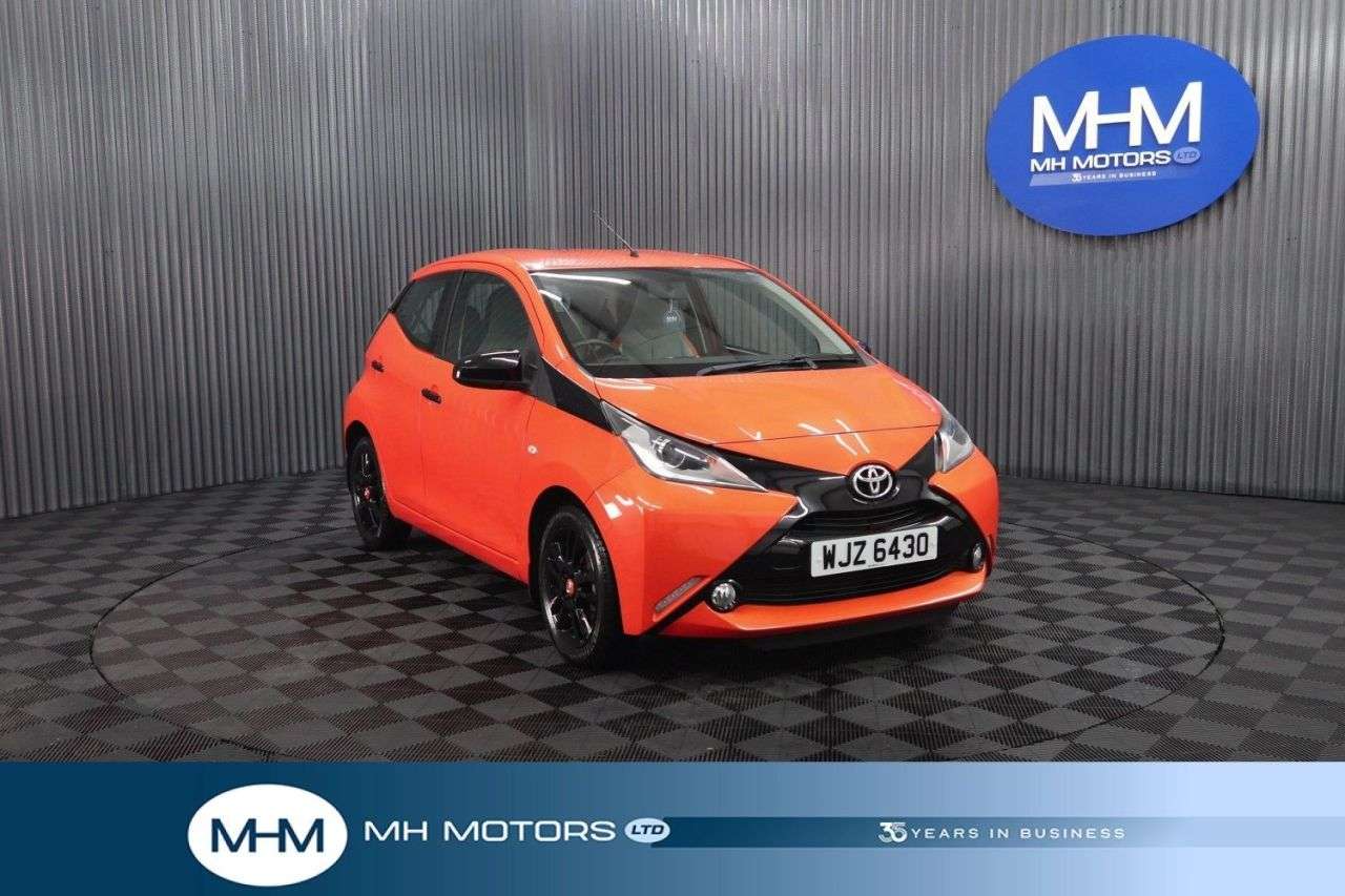 A 2014 TOYOTA AYGO 1.0 VVT-i x-cite Hatchback 5dr Petrol Manual Euro 5 Euro 5 (68 ps) LOW INSU A 2014 TOYOTA AYGO 1.0 VVT-i x-cite Hatchback 5dr Petrol Manual Euro 5 Euro 5 (68 ps) LOW INSU