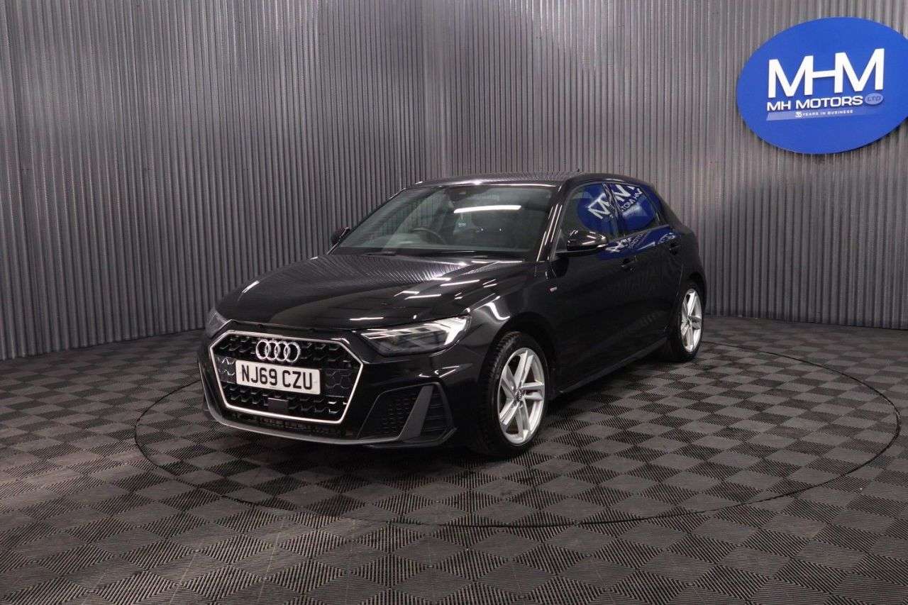 A 2019 AUDI A1 1.0 TFSI 30 S line Sportback 5dr Petrol Manual Euro 6 (s/s) (116 ps) S LINE A 2019 AUDI A1 1.0 TFSI 30 S line Sportback 5dr Petrol Manual Euro 6 (s/s) (116 ps) S LINE
