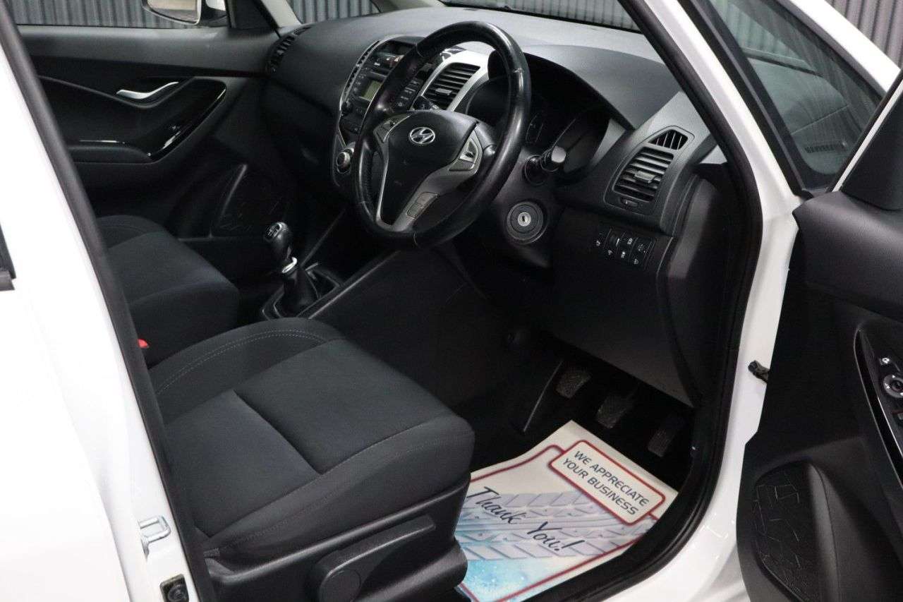 2015 HYUNDAI IX20 2015 HYUNDAI IX20