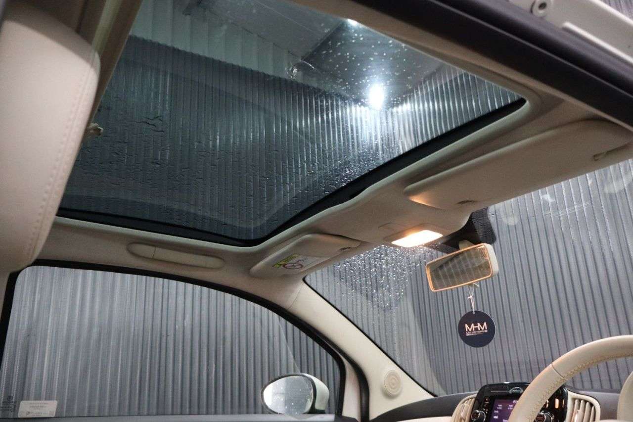 2018 FIAT 500 2018 FIAT 500