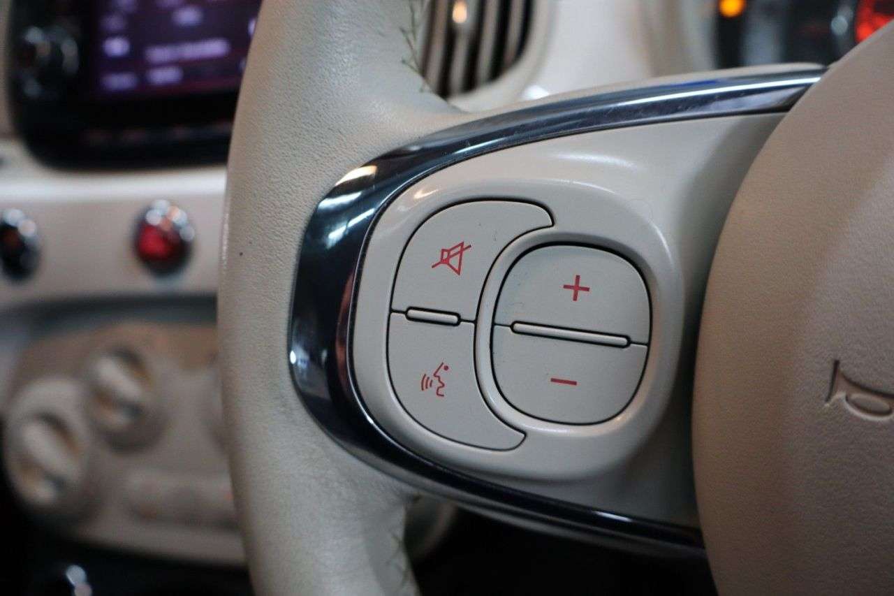 2018 FIAT 500 2018 FIAT 500