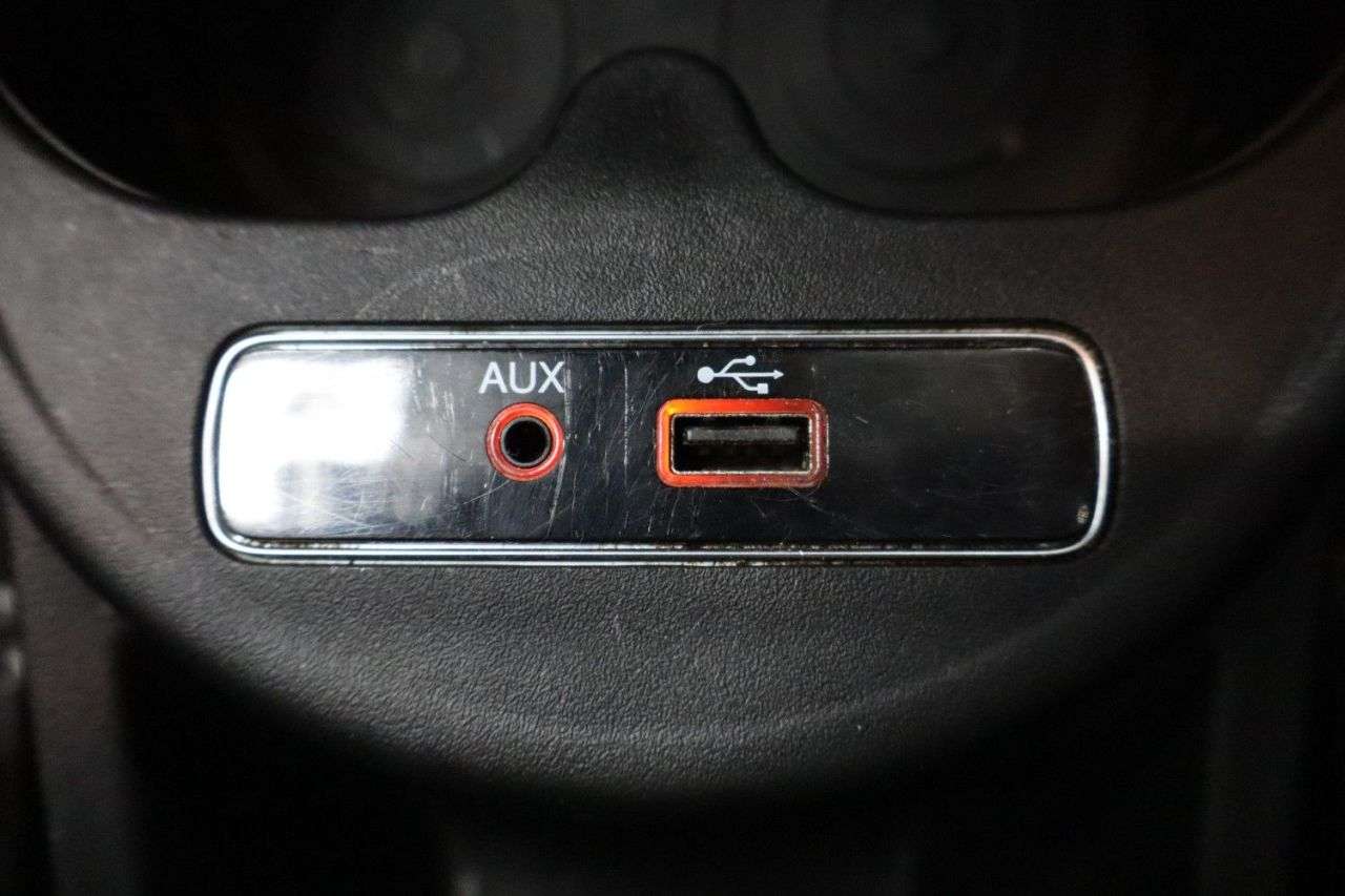 2018 FIAT 500 2018 FIAT 500