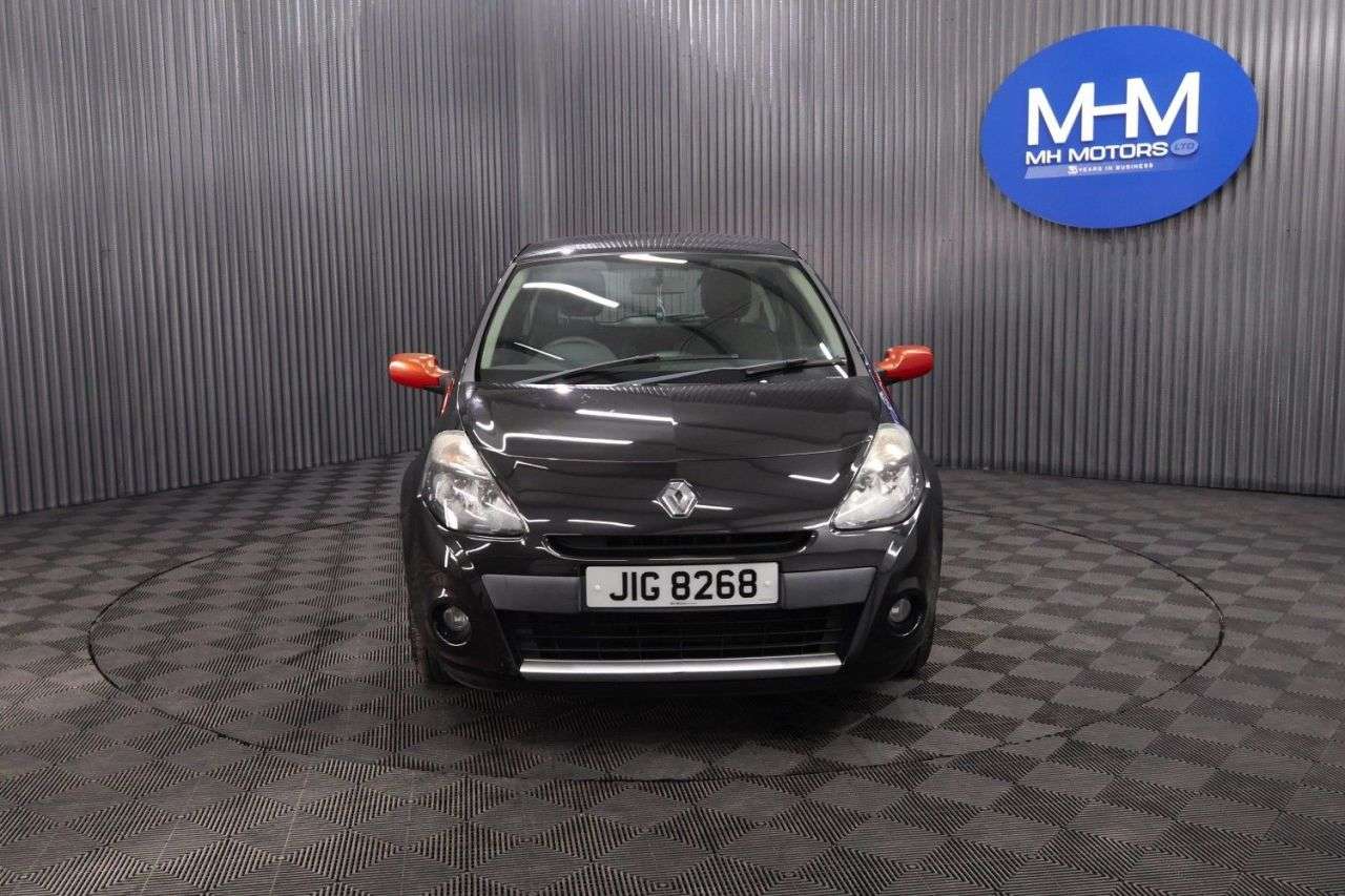 A 2011 RENAULT CLIO 1.2 I-Music Hatchback 3dr Petrol Manual Euro 5 (75 ps) LONG MOT / LOWER INS A 2011 RENAULT CLIO 1.2 I-Music Hatchback 3dr Petrol Manual Euro 5 (75 ps) LONG MOT / LOWER INS