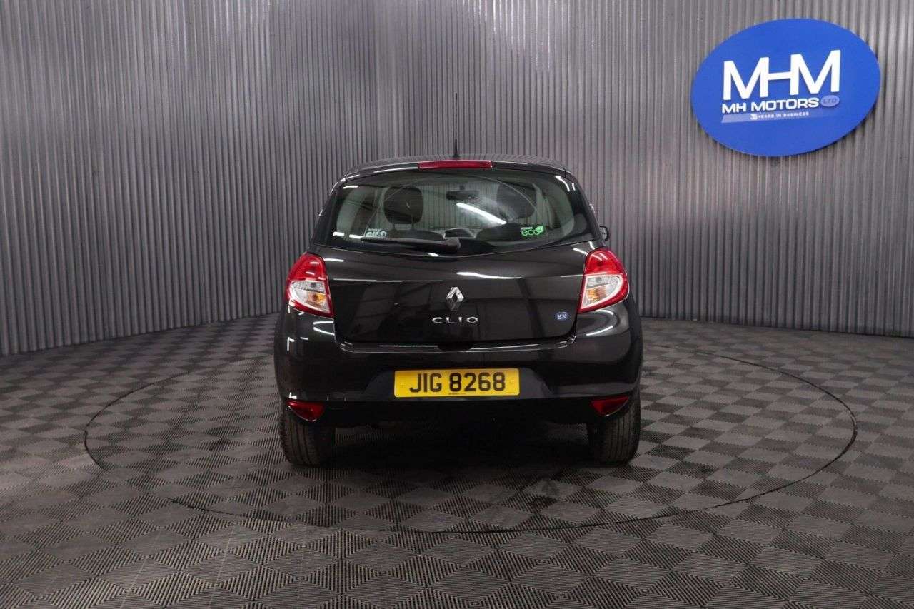 2011 RENAULT CLIO 2011 RENAULT CLIO