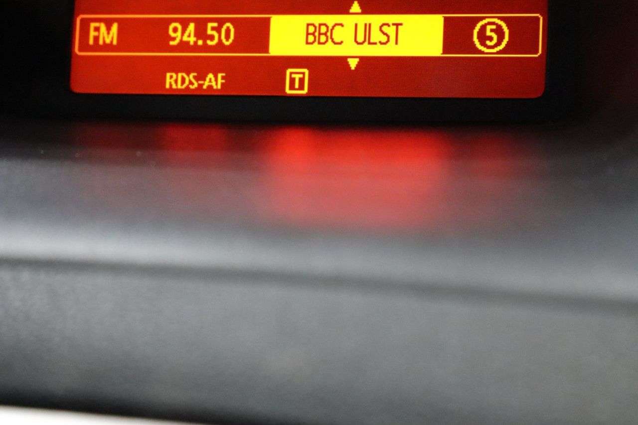 2011 RENAULT CLIO 2011 RENAULT CLIO