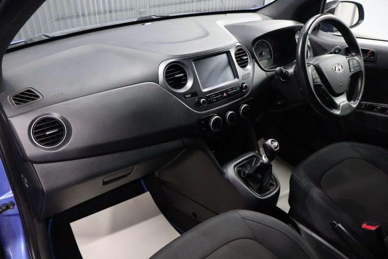 2018 HYUNDAI I10 2018 HYUNDAI I10