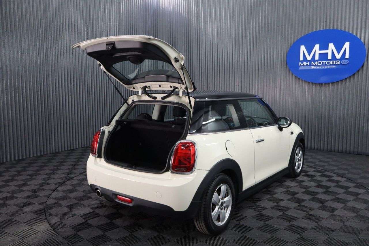 2018 MINI HATCH 2018 MINI HATCH