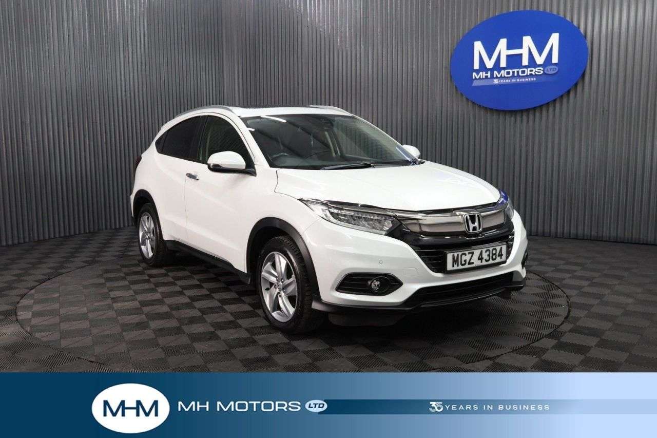 A 2019 HONDA HR-V 1.5 i-VTEC EX SUV 5dr Petrol Manual Euro 6 (s/s) (130 ps) LONG MOT / PARKIN A 2019 HONDA HR-V 1.5 i-VTEC EX SUV 5dr Petrol Manual Euro 6 (s/s) (130 ps) LONG MOT / PARKIN