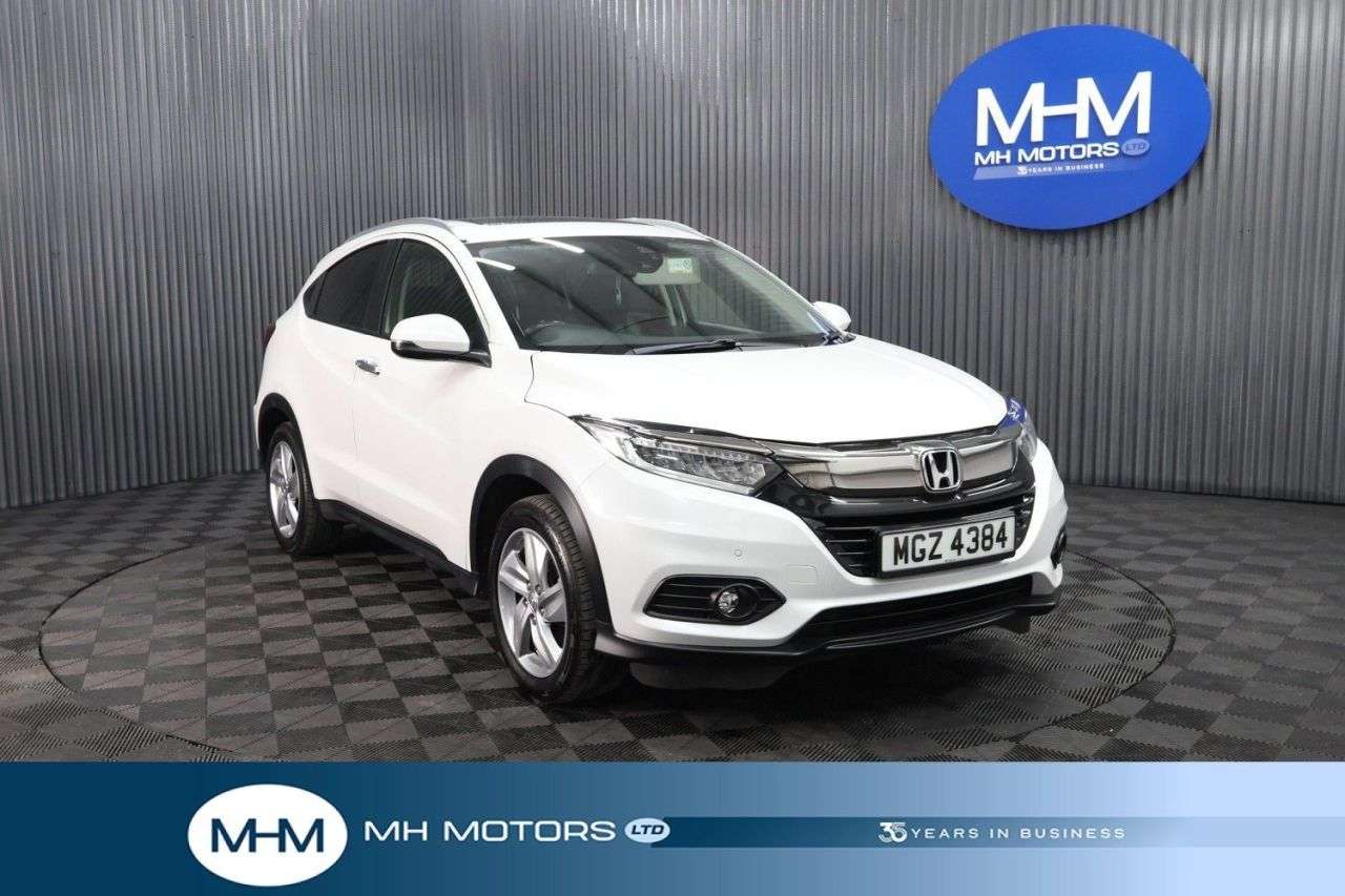 A 2019 HONDA HR-V 1.5 i-VTEC EX SUV 5dr Petrol Manual Euro 6 (s/s) (130 ps) LONG MOT / PARKIN A 2019 HONDA HR-V 1.5 i-VTEC EX SUV 5dr Petrol Manual Euro 6 (s/s) (130 ps) LONG MOT / PARKIN