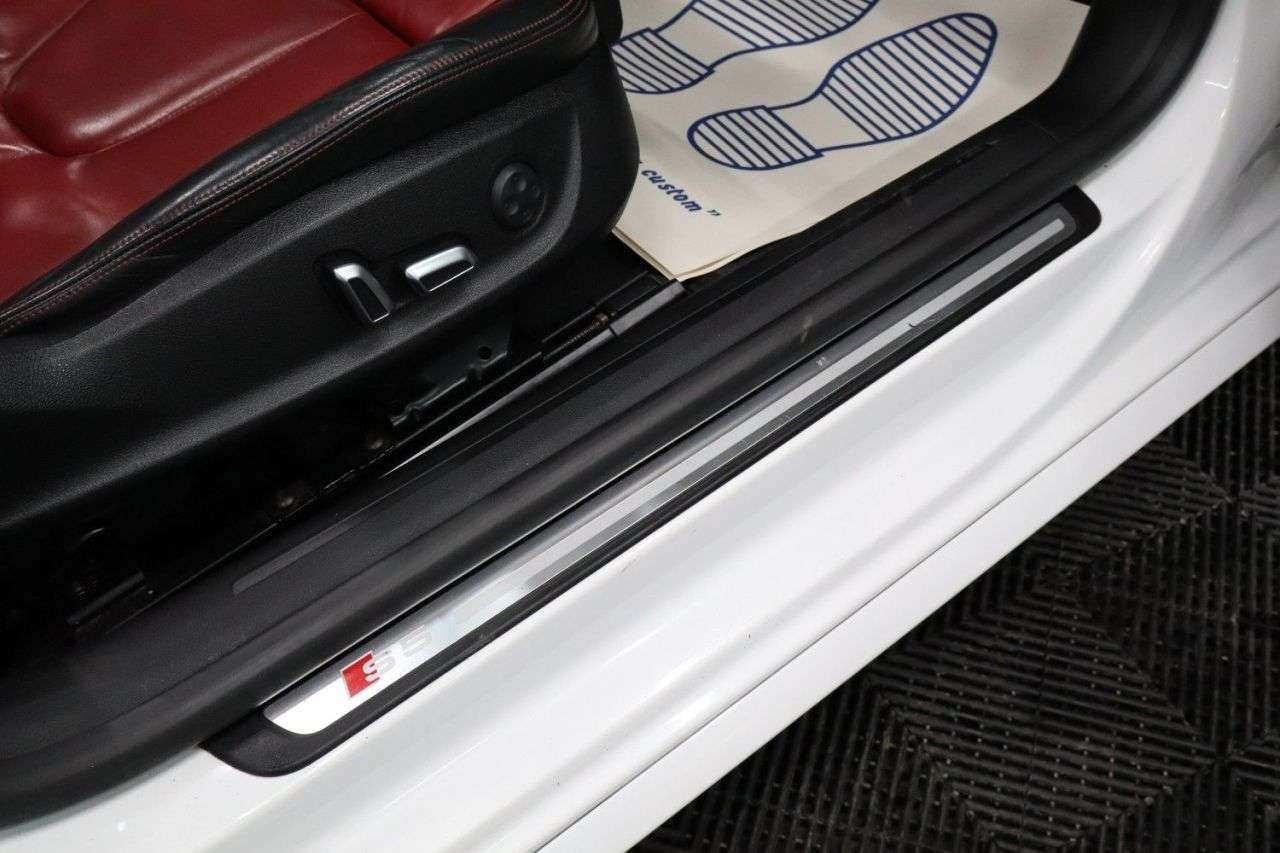 2016 AUDI S5 2016 AUDI S5