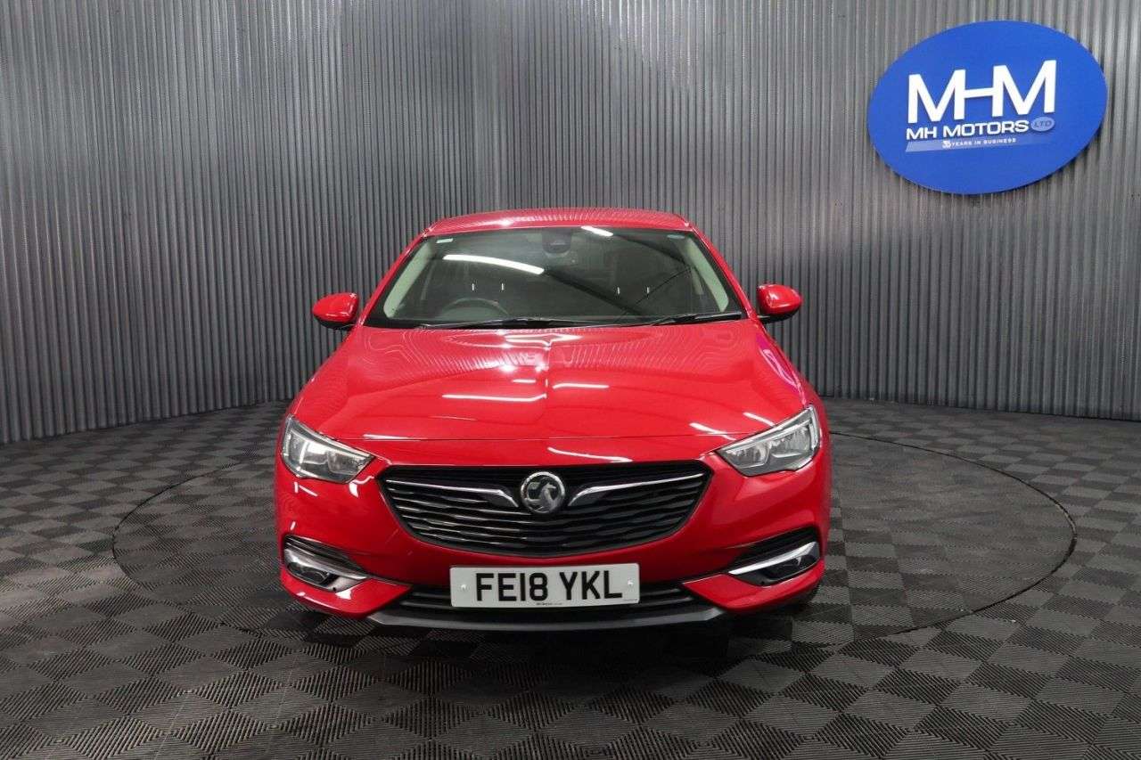 A 2018 VAUXHALL INSIGNIA 1.6 Turbo D BlueInjection SRi Nav Grand Sport 5dr Diesel Automatic Euro 6 ( A 2018 VAUXHALL INSIGNIA 1.6 Turbo D BlueInjection SRi Nav Grand Sport 5dr Diesel Automatic Euro 6 (