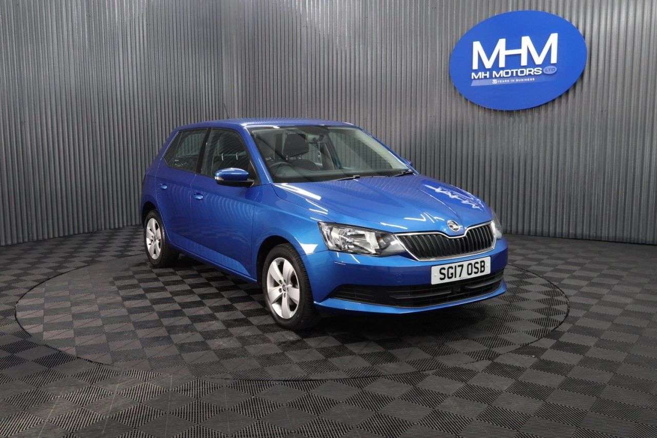 A 2017 SKODA FABIA 1.2 TSI SE Hatchback 5dr Petrol Manual Euro 6 (s/s) (90 ps) LOW INSURANCE G A 2017 SKODA FABIA 1.2 TSI SE Hatchback 5dr Petrol Manual Euro 6 (s/s) (90 ps) LOW INSURANCE G