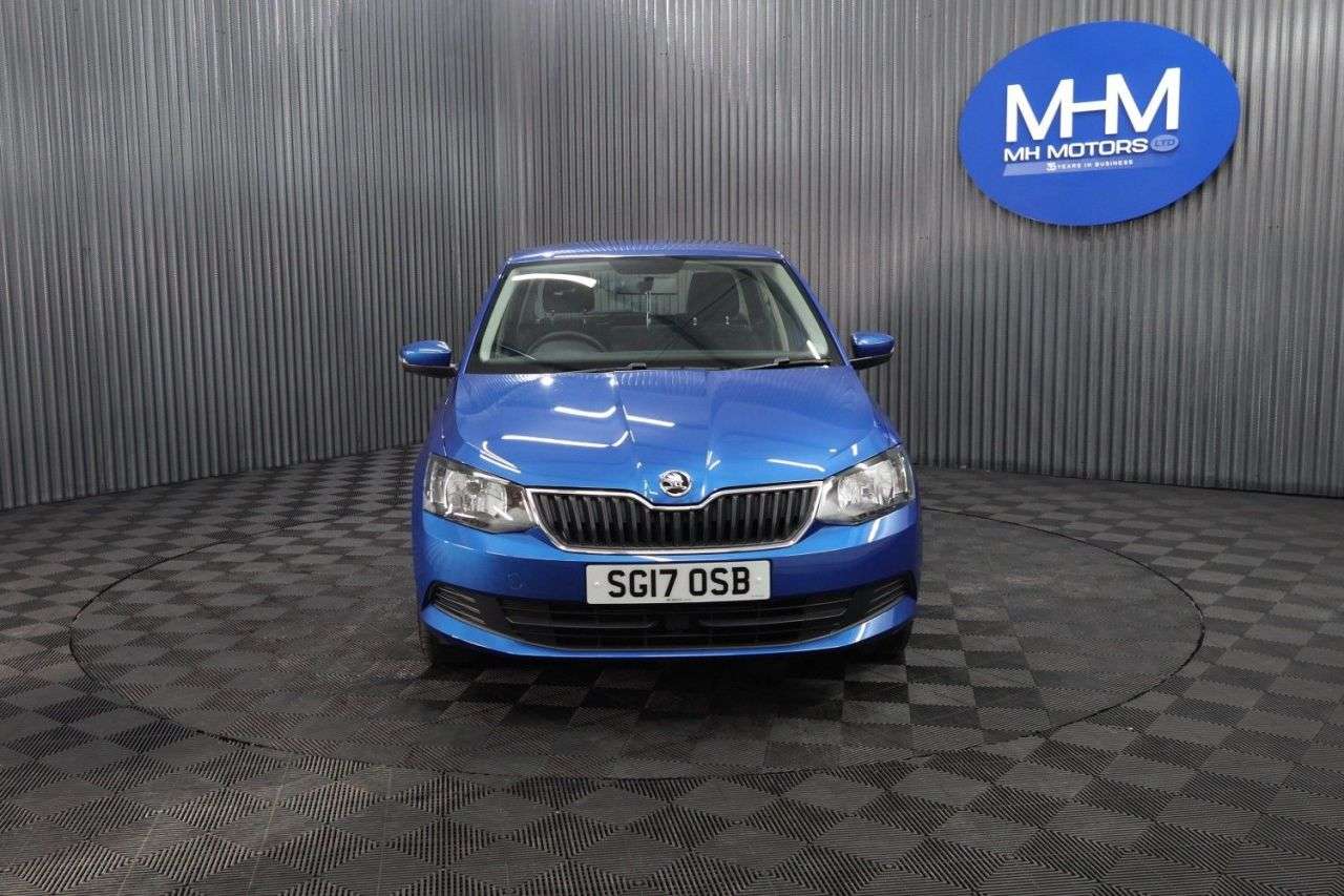 A 2017 SKODA FABIA 1.2 TSI SE Hatchback 5dr Petrol Manual Euro 6 (s/s) (90 ps) LOW INSURANCE G A 2017 SKODA FABIA 1.2 TSI SE Hatchback 5dr Petrol Manual Euro 6 (s/s) (90 ps) LOW INSURANCE G