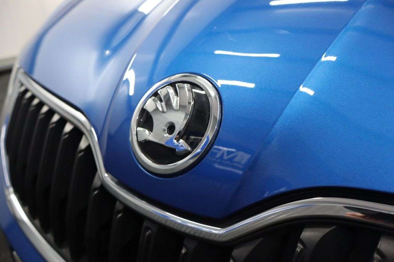 2017 SKODA FABIA 2017 SKODA FABIA