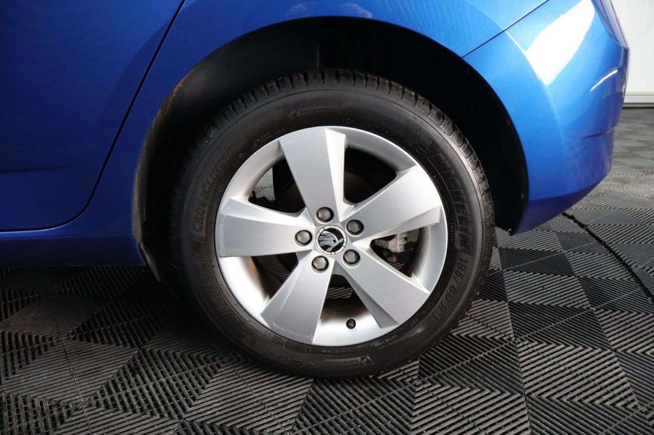 2017 SKODA FABIA 2017 SKODA FABIA