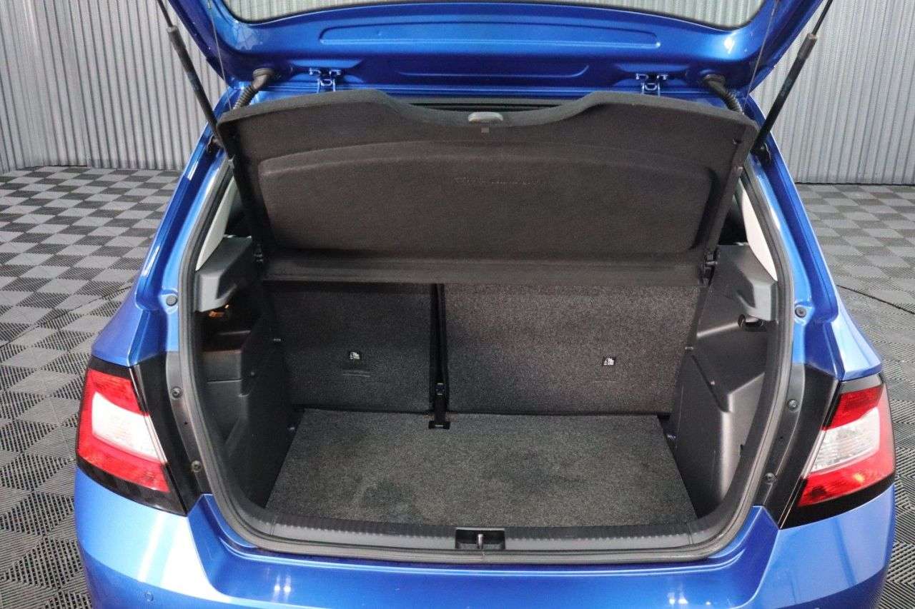 2017 SKODA FABIA 2017 SKODA FABIA