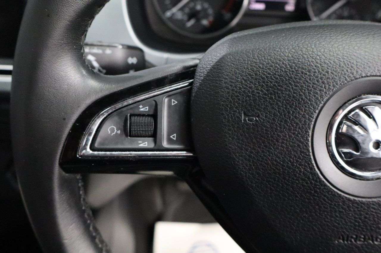 2017 SKODA FABIA 2017 SKODA FABIA