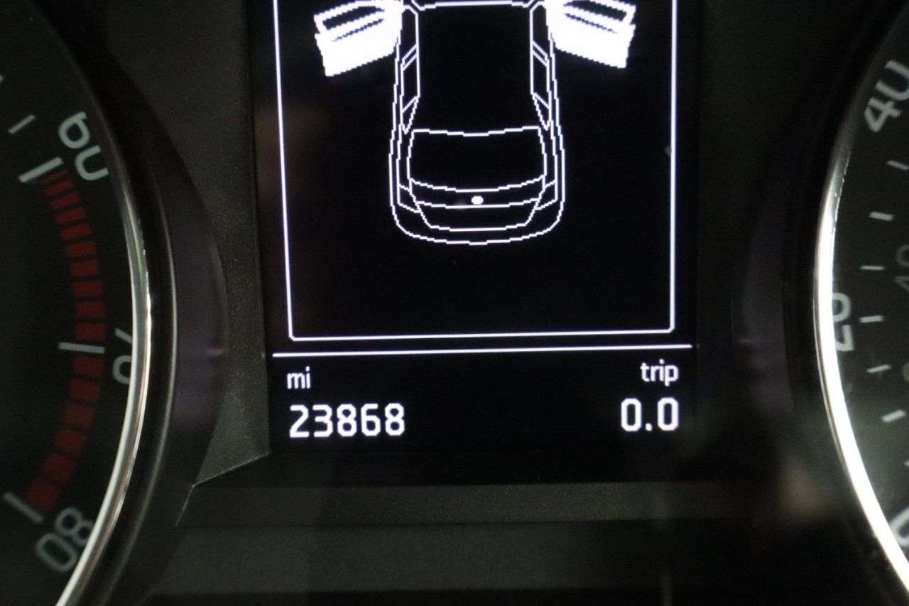 2017 SKODA FABIA 2017 SKODA FABIA