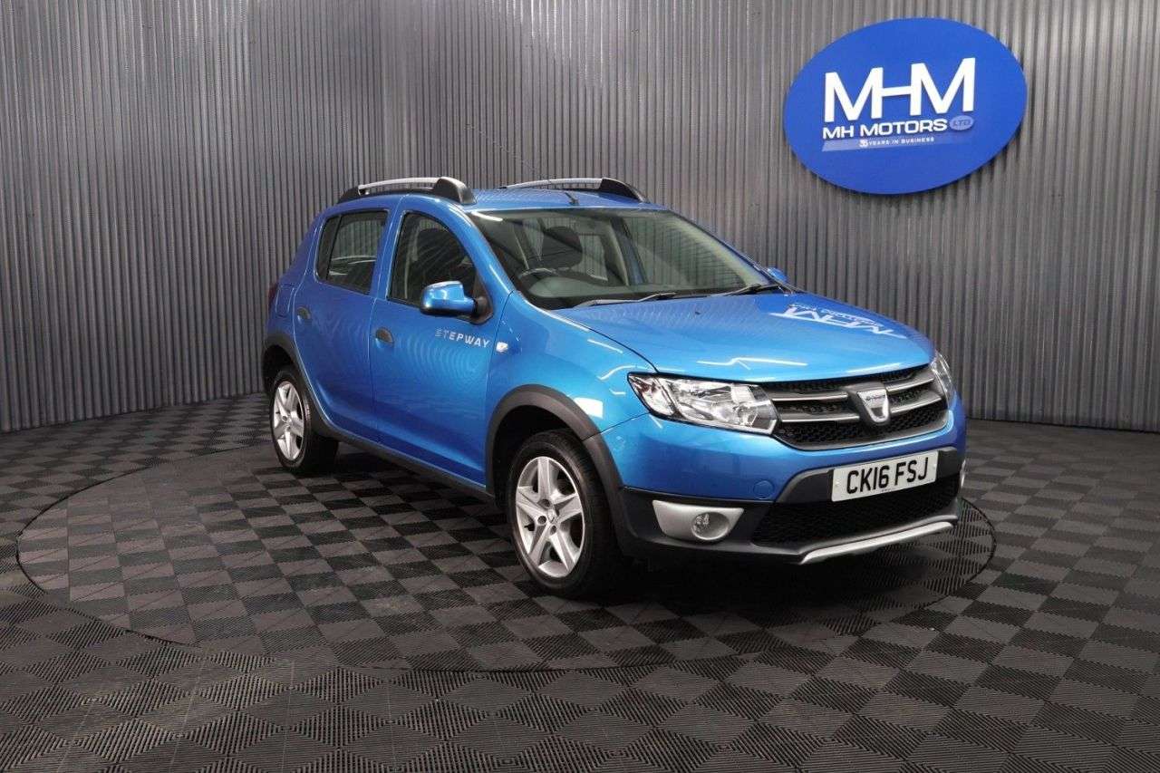 A 2016 DACIA SANDERO STEPWAY 1.5 dCi Laureate Hatchback 5dr Diesel Manual Euro 6 (s/s) (90 ps) LONG MOT A 2016 DACIA SANDERO STEPWAY 1.5 dCi Laureate Hatchback 5dr Diesel Manual Euro 6 (s/s) (90 ps) LONG MOT