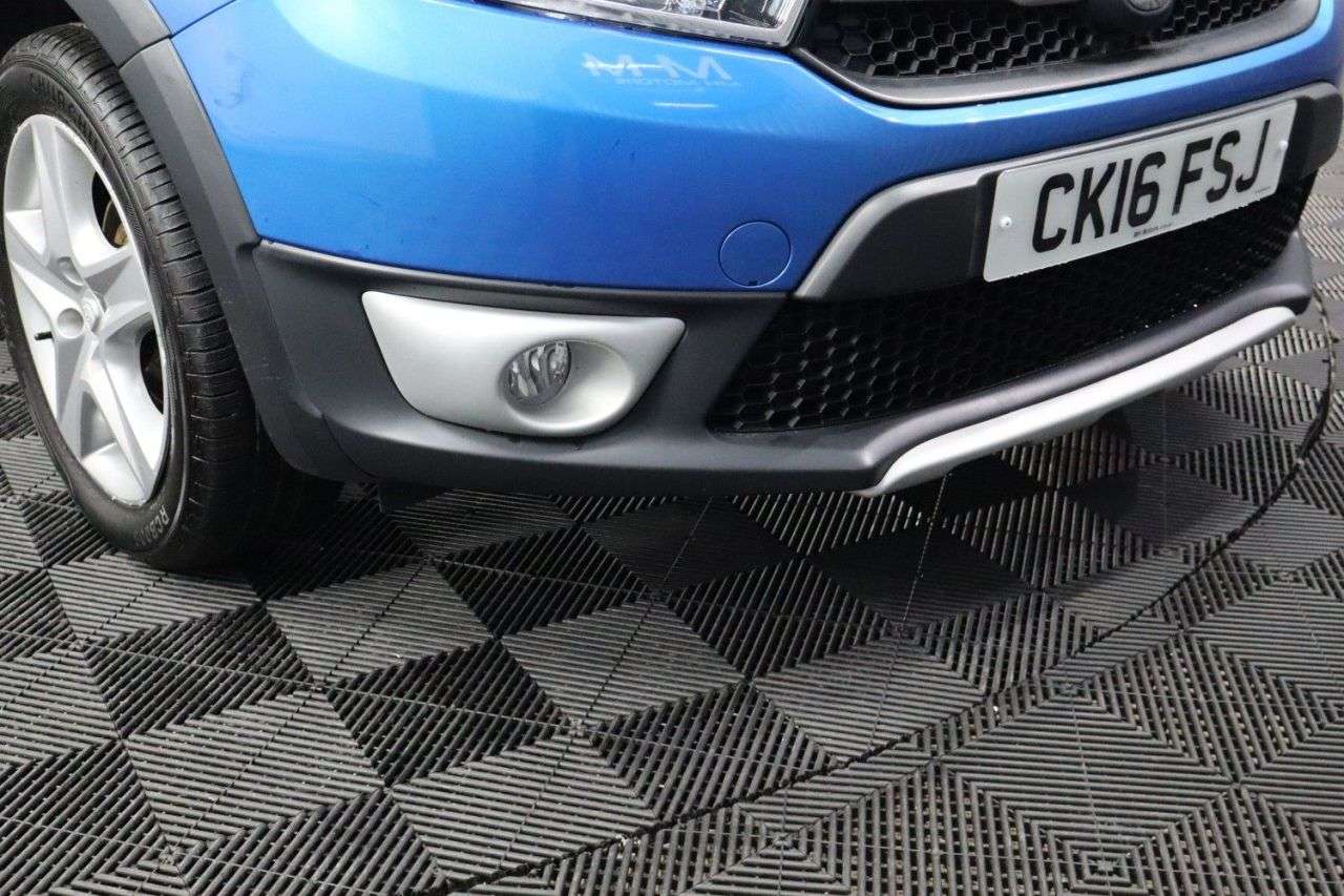 2016 DACIA SANDERO STEPWAY 2016 DACIA SANDERO STEPWAY