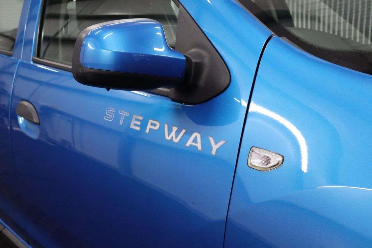 2016 DACIA SANDERO STEPWAY 2016 DACIA SANDERO STEPWAY