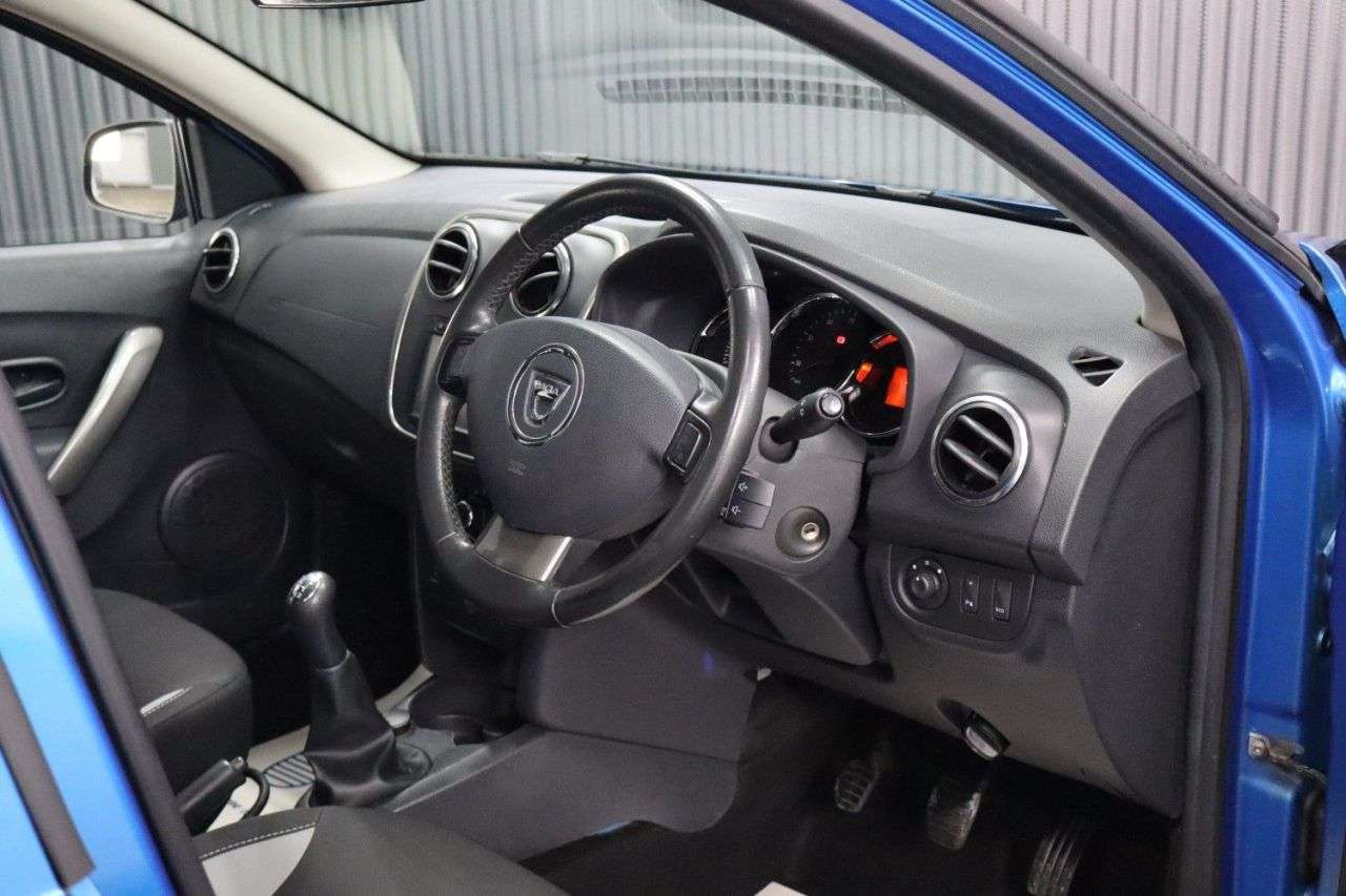 2016 DACIA SANDERO STEPWAY 2016 DACIA SANDERO STEPWAY
