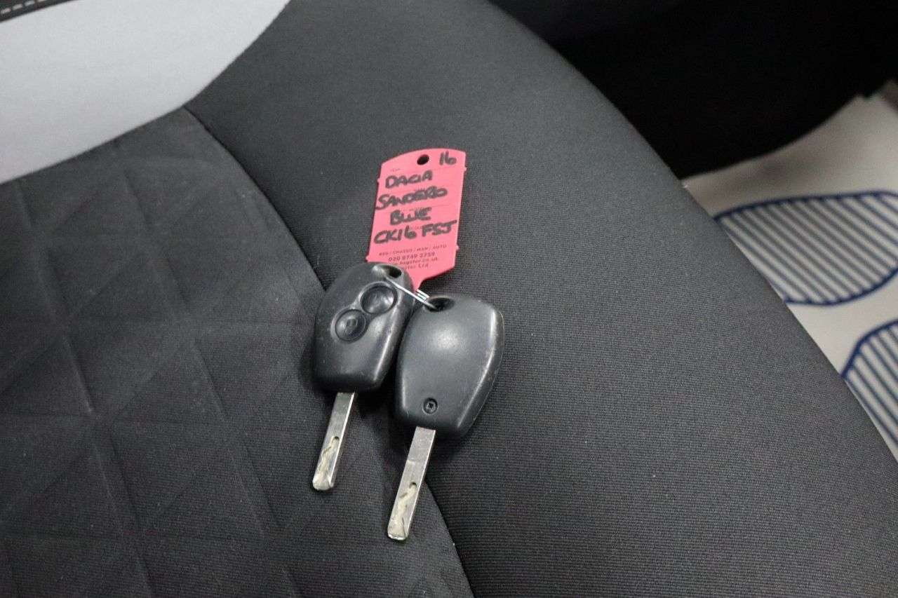 2016 DACIA SANDERO STEPWAY 2016 DACIA SANDERO STEPWAY