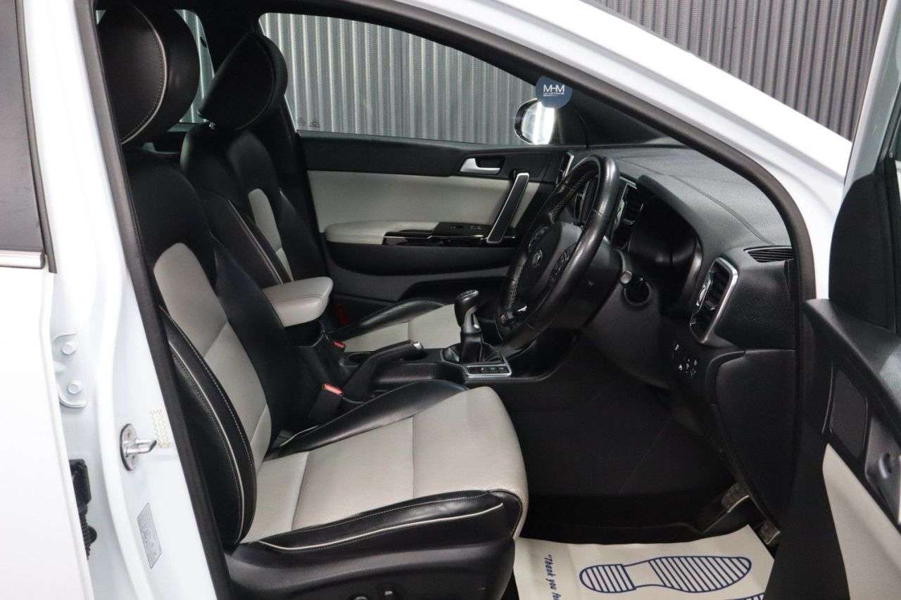 2017 KIA SPORTAGE 2017 KIA SPORTAGE