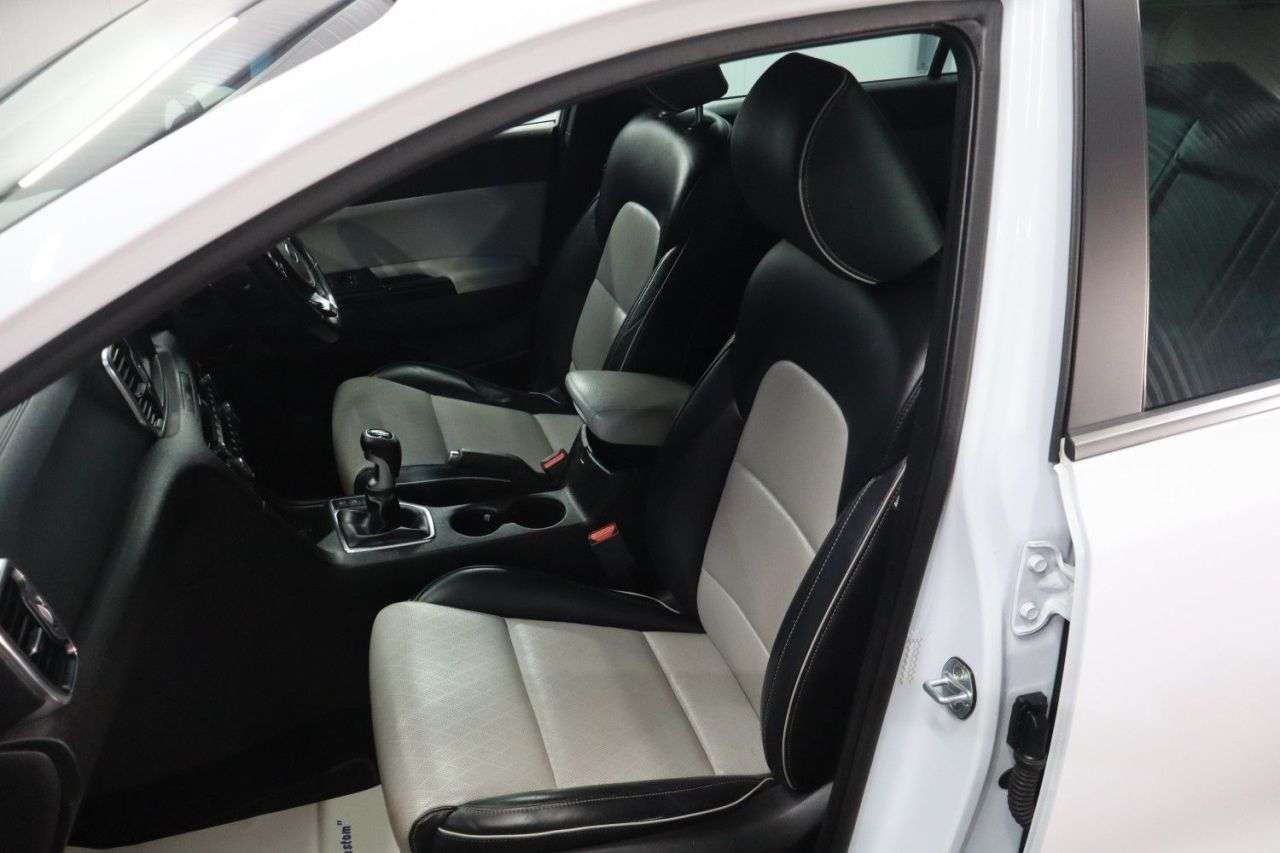 2017 KIA SPORTAGE 2017 KIA SPORTAGE