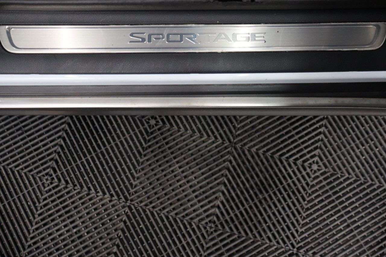 2017 KIA SPORTAGE 2017 KIA SPORTAGE