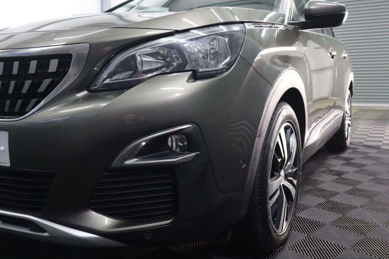 2018 PEUGEOT 3008 2018 PEUGEOT 3008
