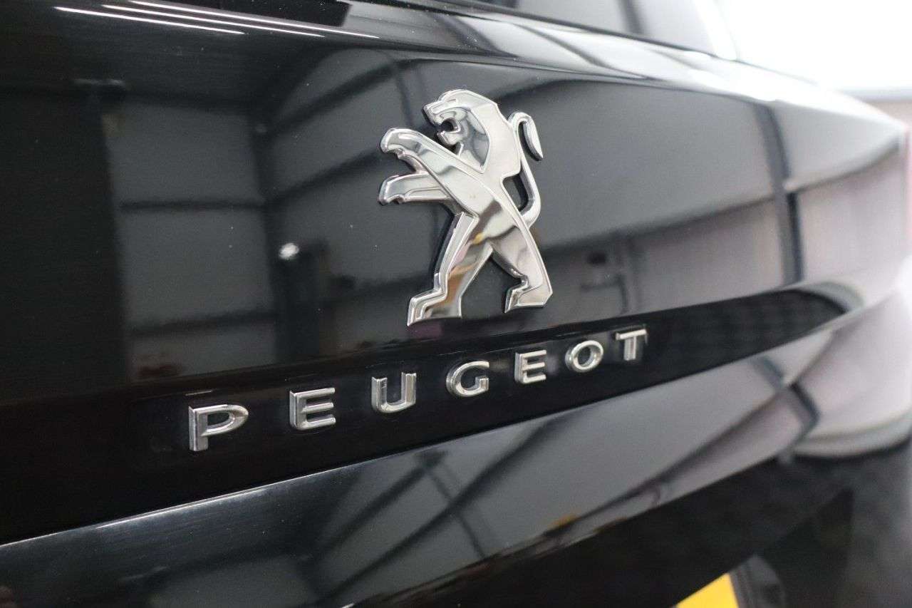 2017 PEUGEOT 3008 2017 PEUGEOT 3008