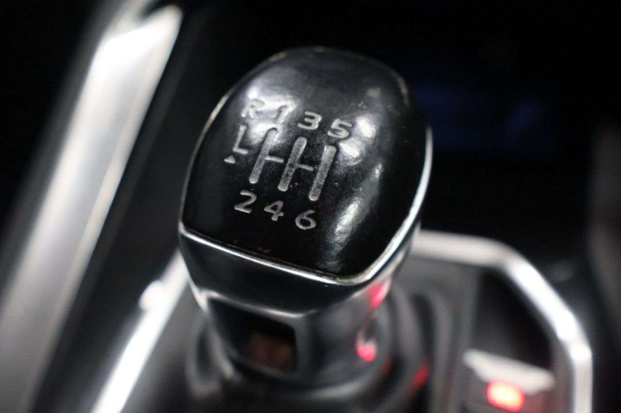 2017 PEUGEOT 3008 2017 PEUGEOT 3008