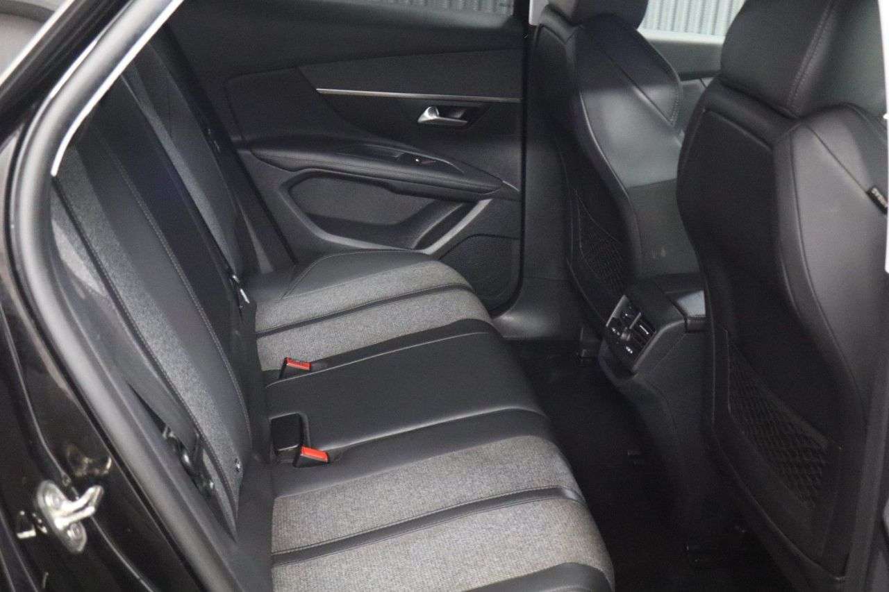 2017 PEUGEOT 3008 2017 PEUGEOT 3008