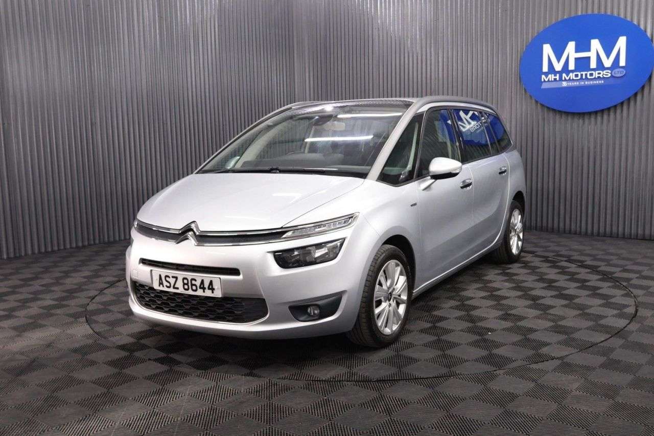A 2015 CITROEN GRAND C4 PICASSO 1.6 e-HDi Exclusive MPV 5dr Diesel ETG6 Euro 5 (s/s) (115 ps) REVERSE CAMER A 2015 CITROEN GRAND C4 PICASSO 1.6 e-HDi Exclusive MPV 5dr Diesel ETG6 Euro 5 (s/s) (115 ps) REVERSE CAMER