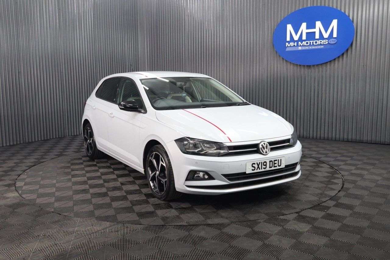 A 2019 VOLKSWAGEN POLO 1.0 EVO beats Hatchback 5dr Petrol Manual Euro 6 (s/s) (80 ps) LONG MOT / P A 2019 VOLKSWAGEN POLO 1.0 EVO beats Hatchback 5dr Petrol Manual Euro 6 (s/s) (80 ps) LONG MOT / P