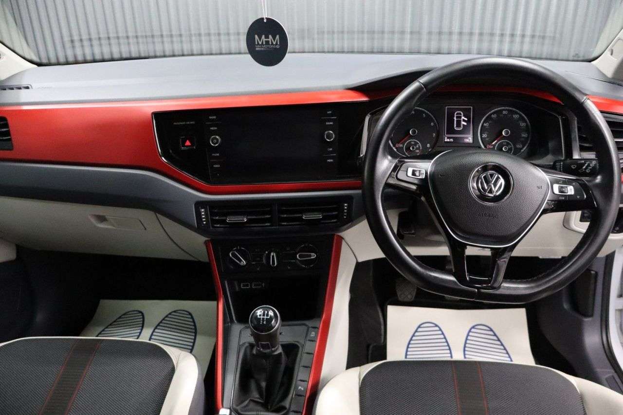 2019 VOLKSWAGEN POLO 2019 VOLKSWAGEN POLO