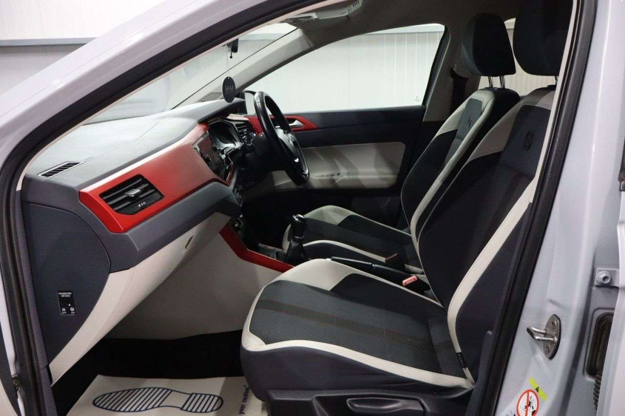 2019 VOLKSWAGEN POLO 2019 VOLKSWAGEN POLO