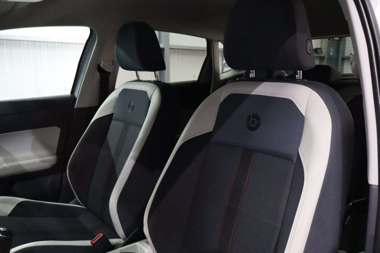 2019 VOLKSWAGEN POLO 2019 VOLKSWAGEN POLO