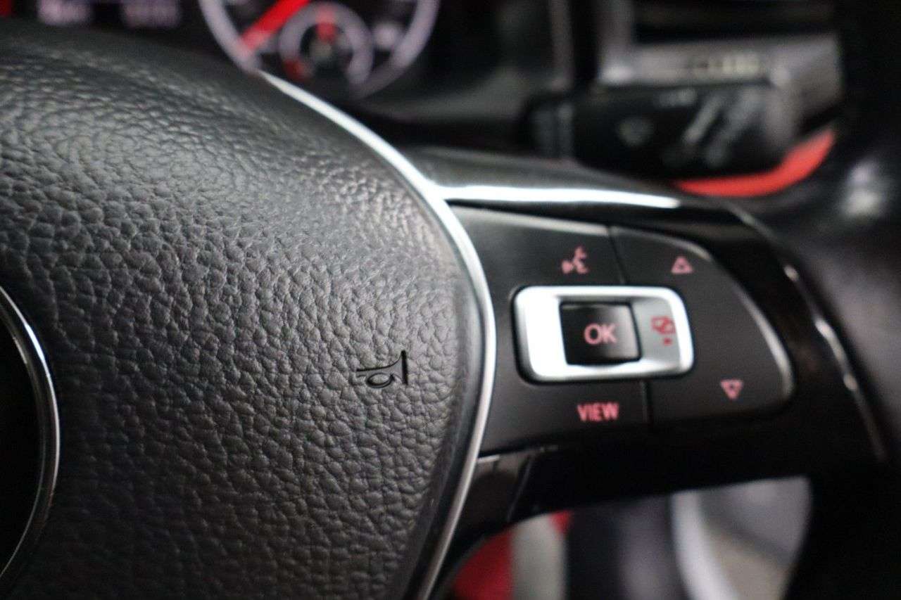 2019 VOLKSWAGEN POLO 2019 VOLKSWAGEN POLO