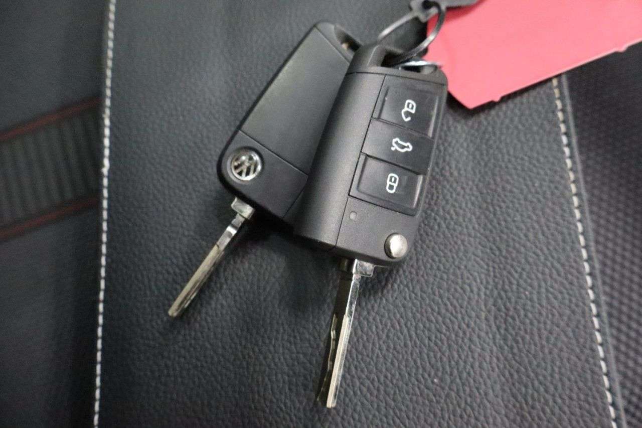 2019 VOLKSWAGEN POLO 2019 VOLKSWAGEN POLO