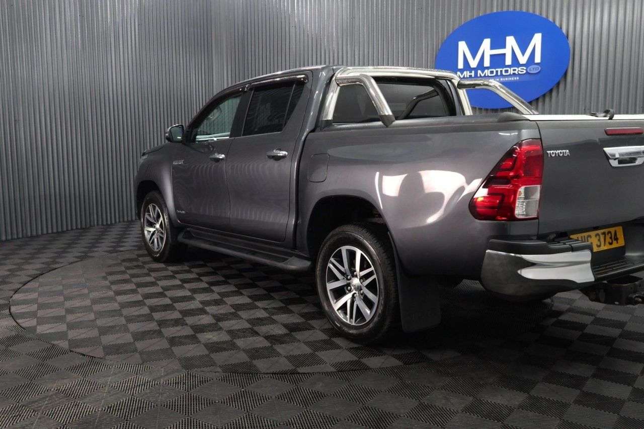 2019 TOYOTA HI-LUX 2019 TOYOTA HI-LUX