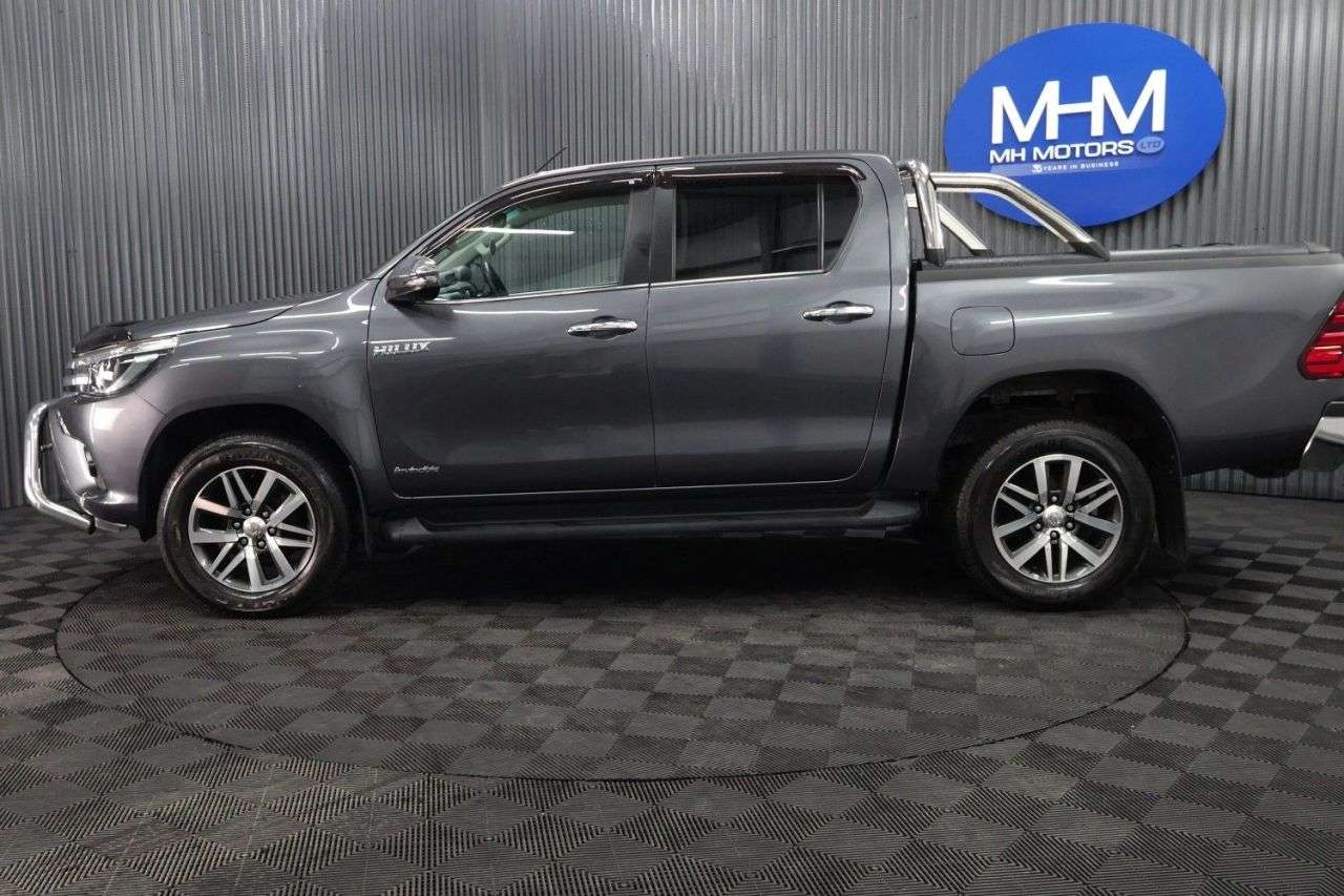 2019 TOYOTA HI-LUX 2019 TOYOTA HI-LUX