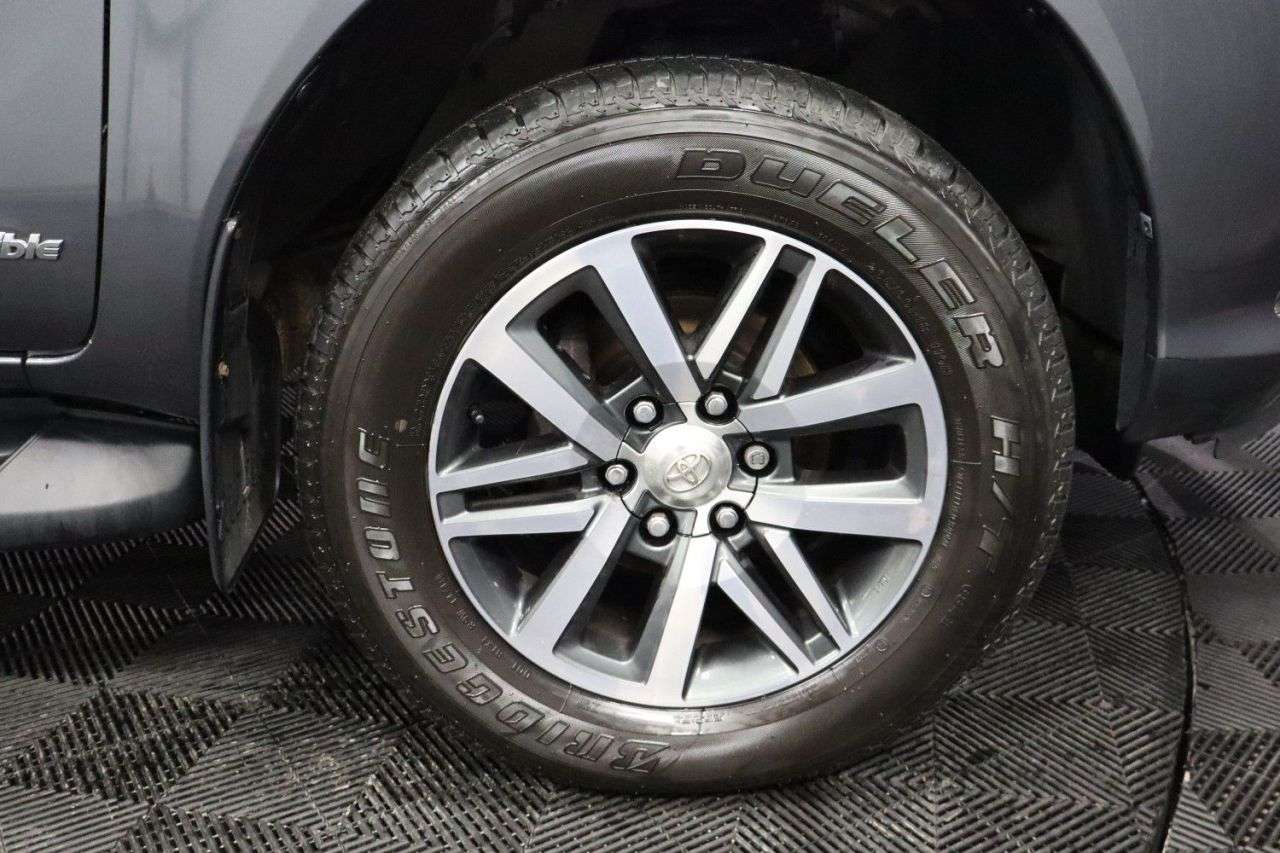 2019 TOYOTA HI-LUX 2019 TOYOTA HI-LUX