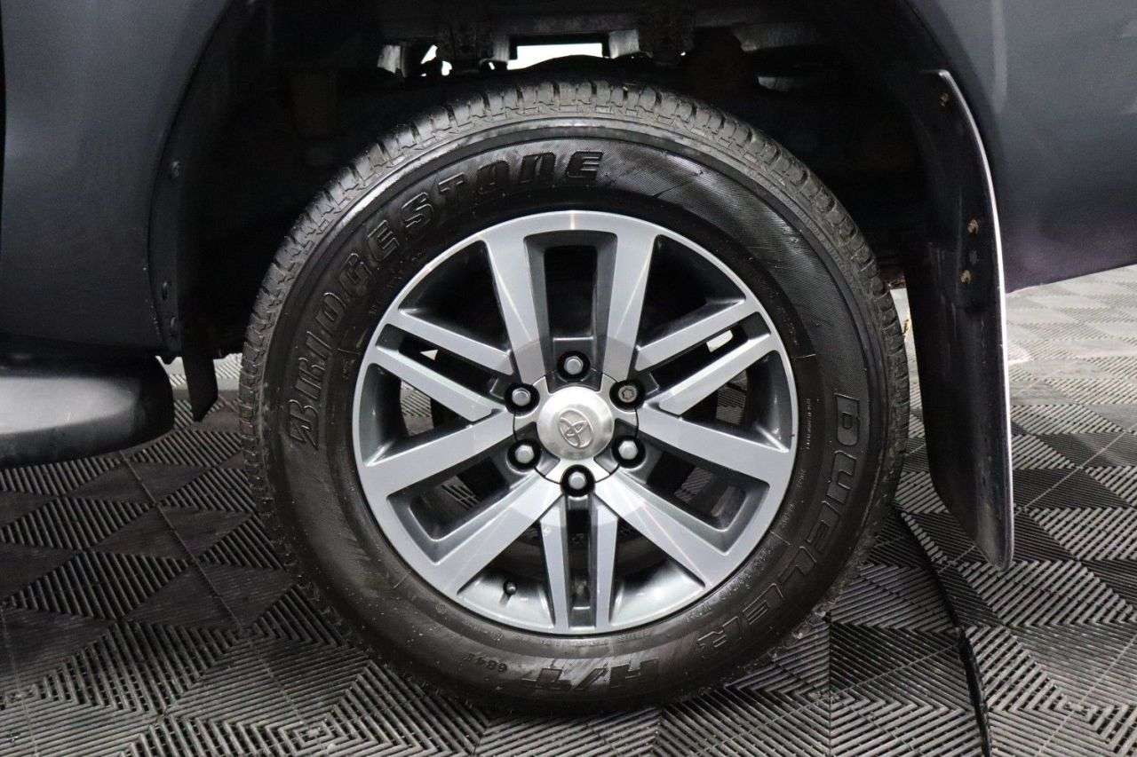 2019 TOYOTA HI-LUX 2019 TOYOTA HI-LUX