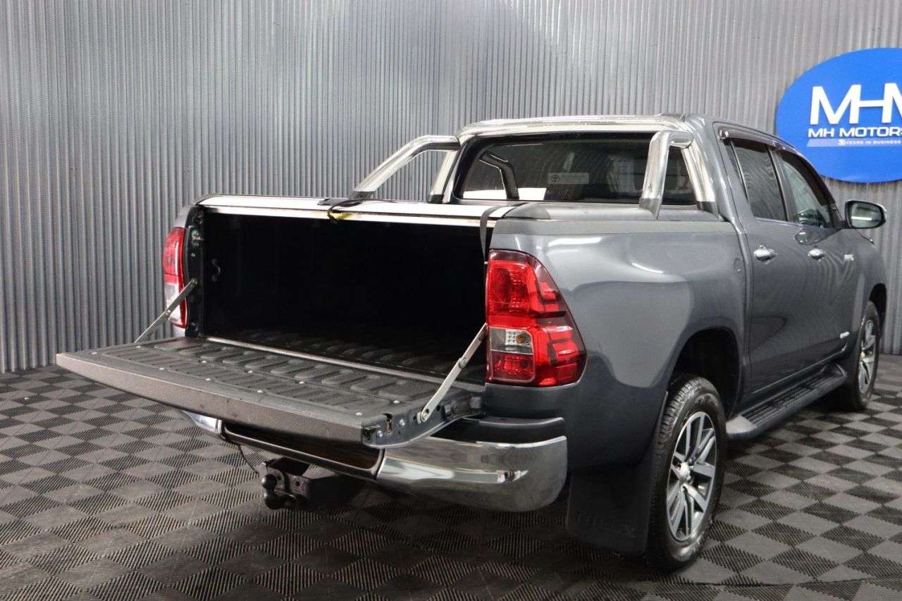 2019 TOYOTA HI-LUX 2019 TOYOTA HI-LUX