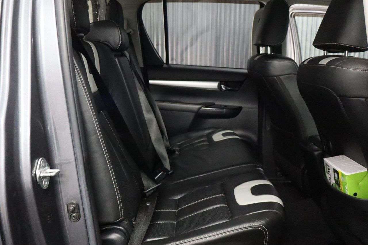 2019 TOYOTA HI-LUX 2019 TOYOTA HI-LUX