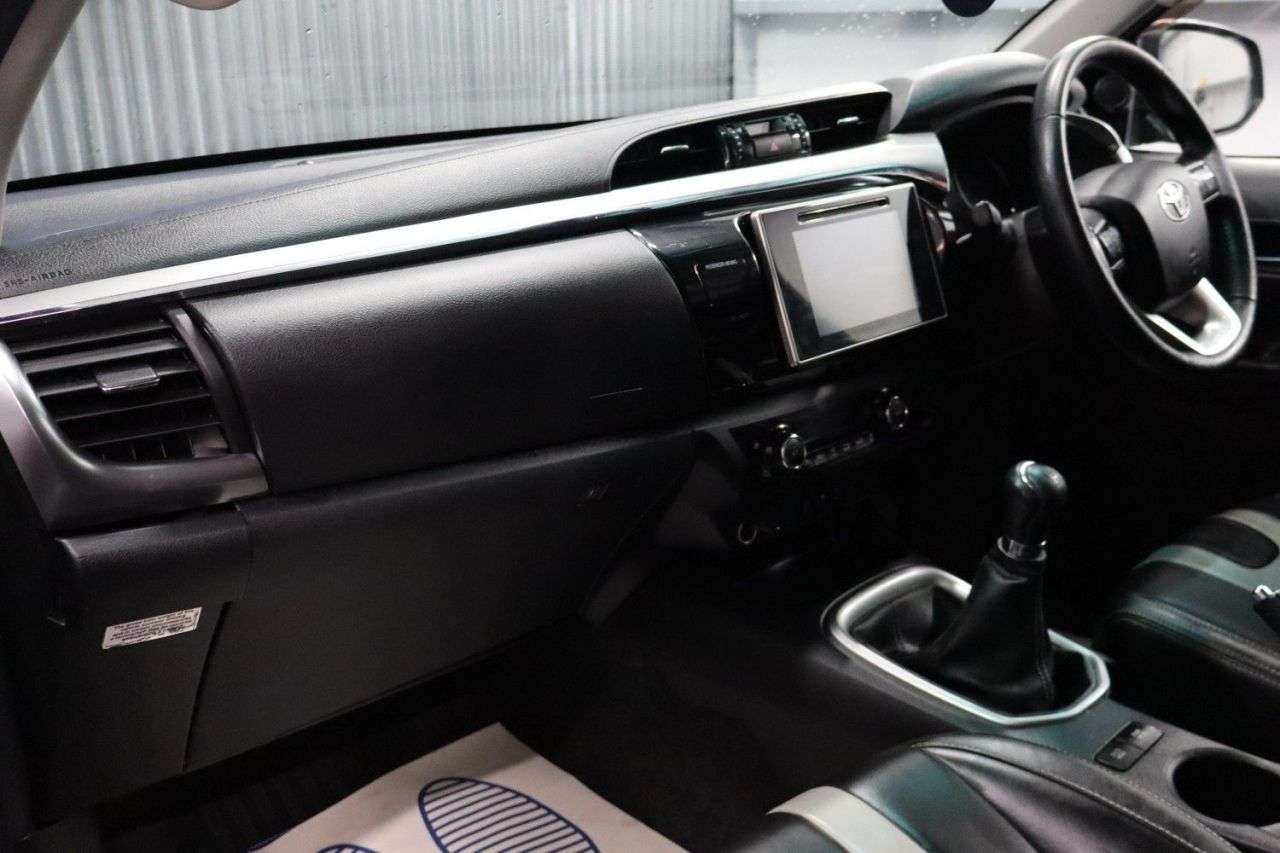 2019 TOYOTA HI-LUX 2019 TOYOTA HI-LUX