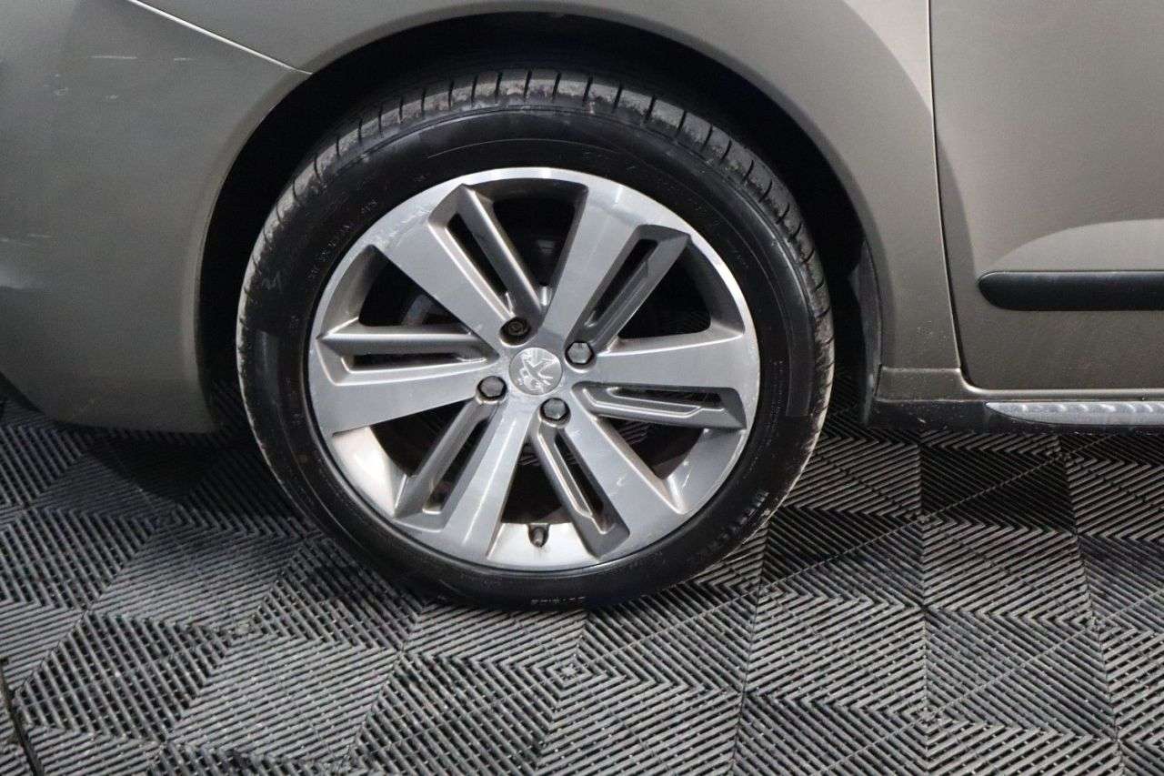 2016 PEUGEOT 3008 2016 PEUGEOT 3008