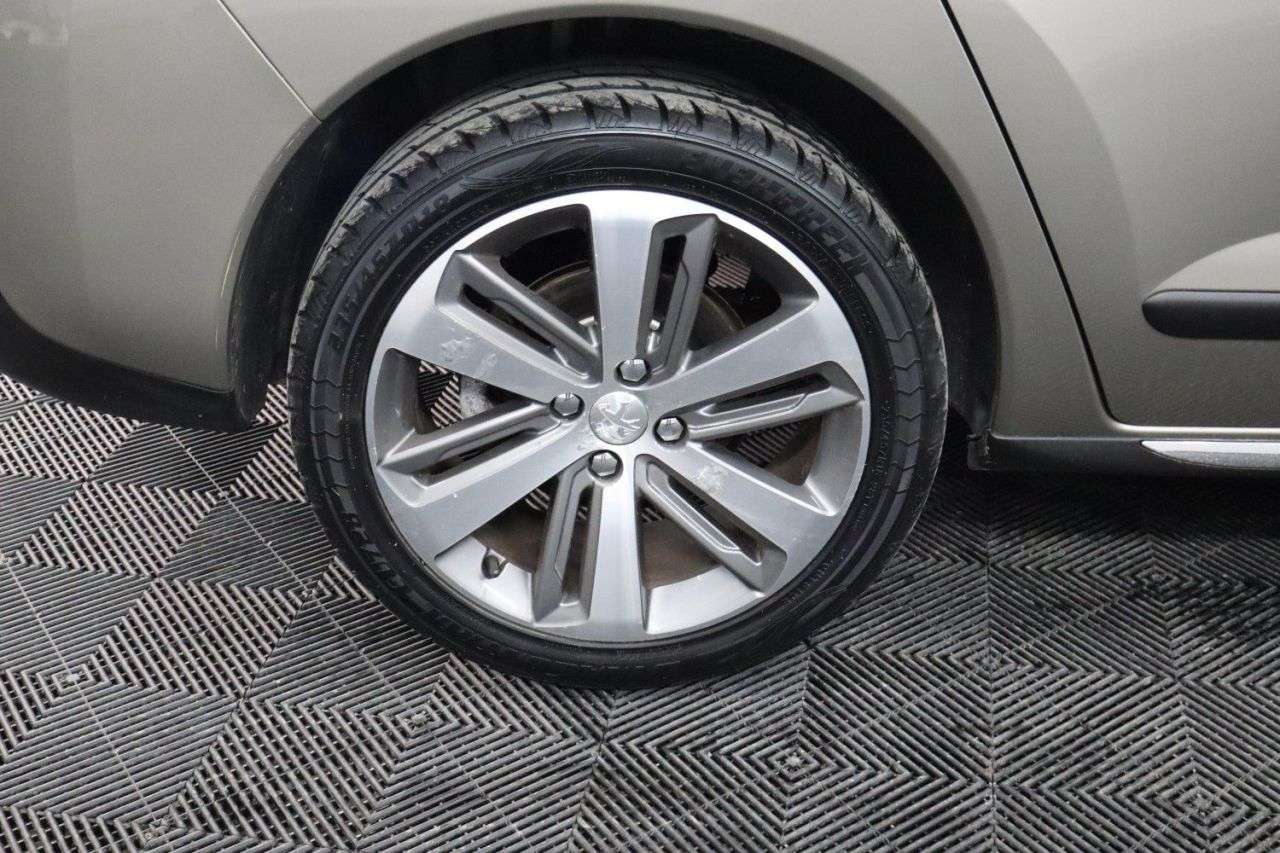 2016 PEUGEOT 3008 2016 PEUGEOT 3008